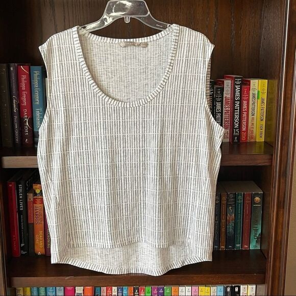 ATHLETA Breezy Muscle Tee Shirt Top Gray & White Large - Picture 2 of 3